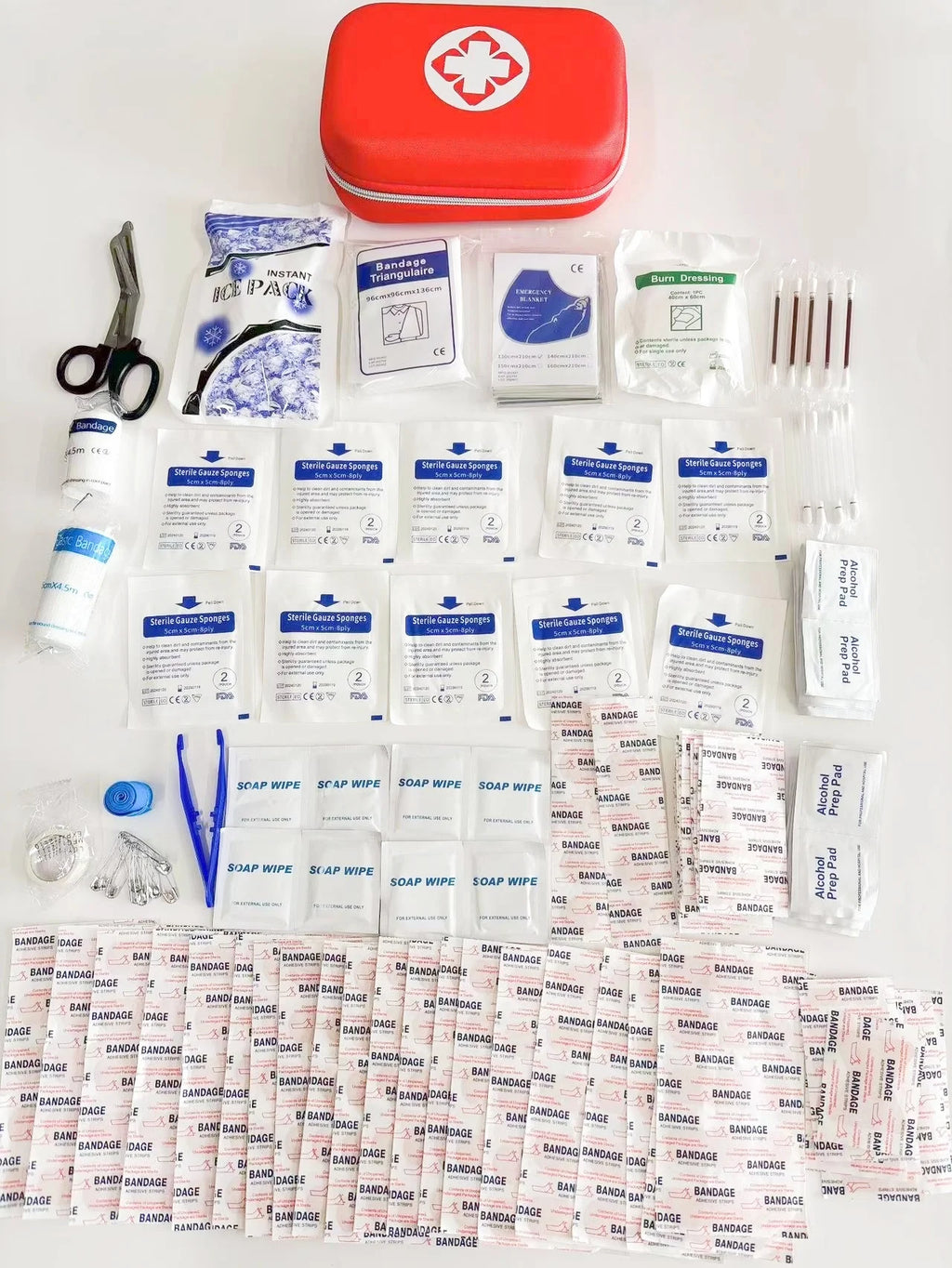 Trousse de premiers secours pour la voiture, le camping, les voyages